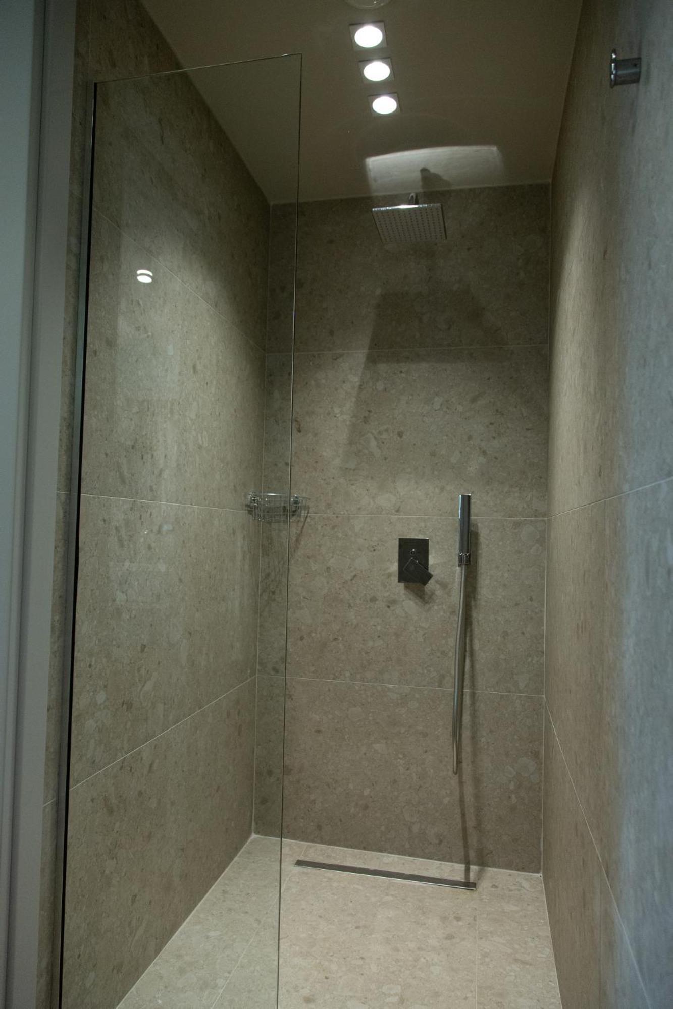 Νεακιτοσ Luxury Apartments ニキティ エクステリア 写真