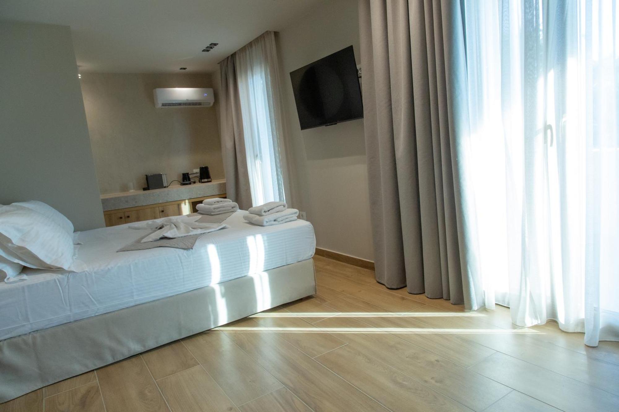 Νεακιτοσ Luxury Apartments ニキティ エクステリア 写真
