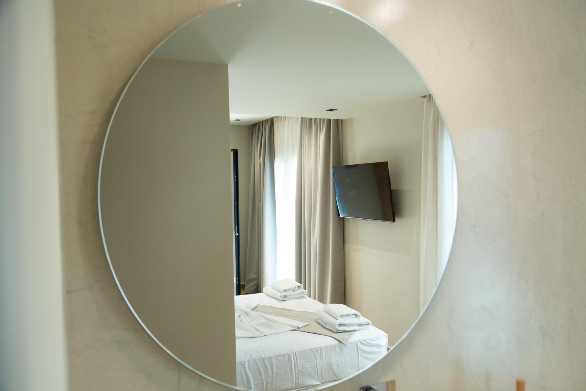 Νεακιτοσ Luxury Apartments ニキティ エクステリア 写真
